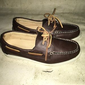 Brown boat shoes Croft & borrow